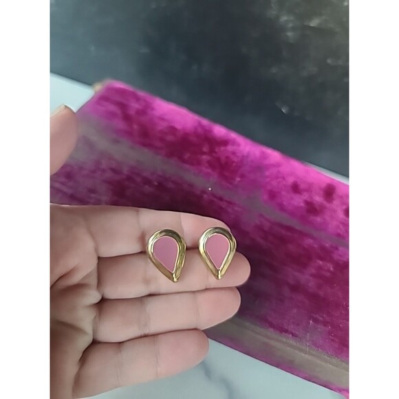 Vintage Pink Enamel Pierced Earrings - Picture 4 of 9